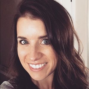 Meet your Posher, Karisa